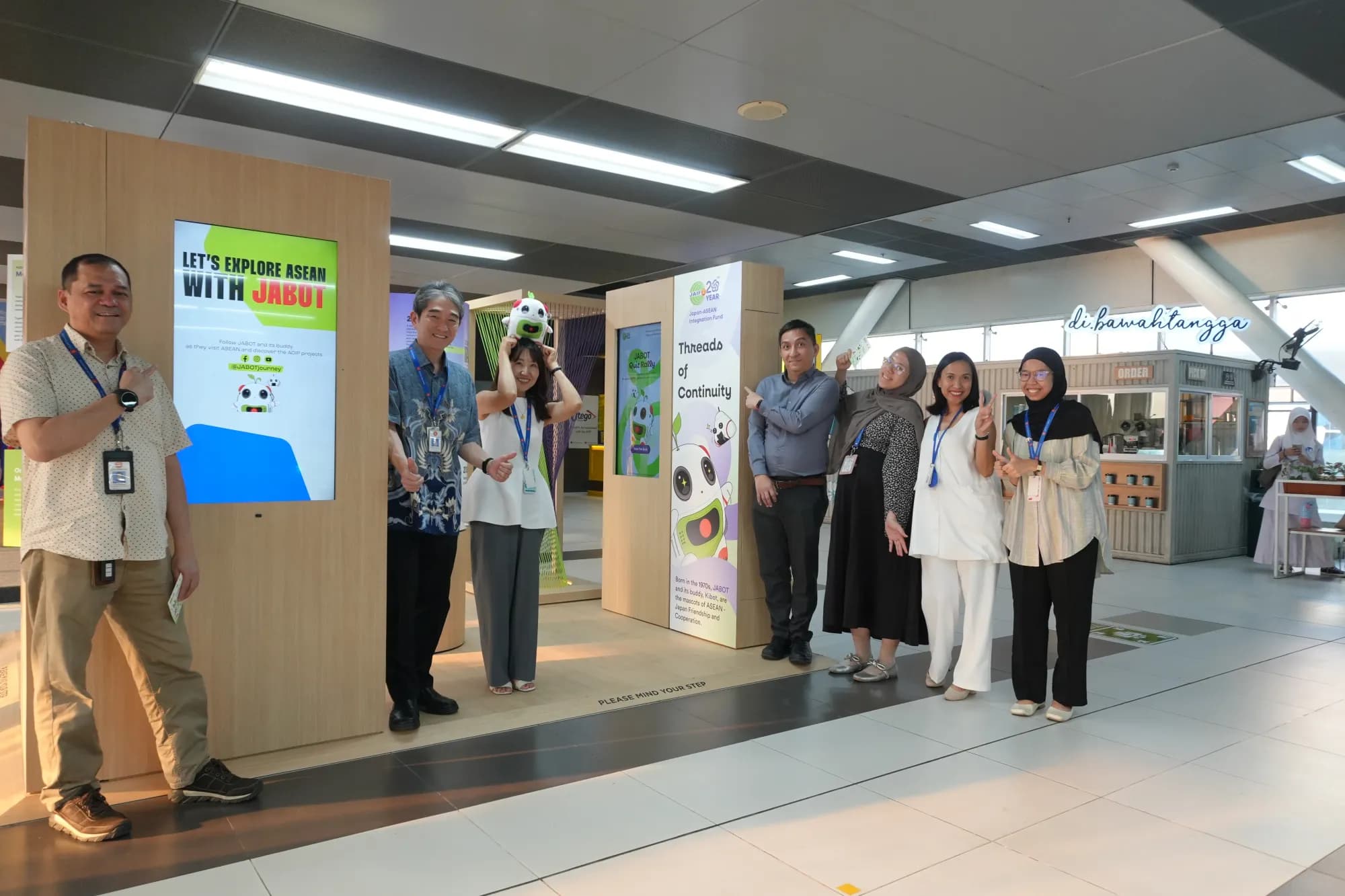 JAIF 20th anniversary exhibition photo 4